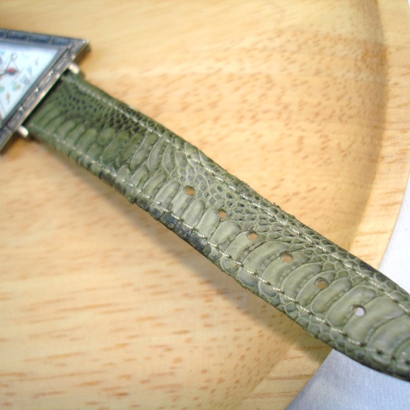 Vintage Watch Womens Genuine Alligator Leather - Picture 4 of 8